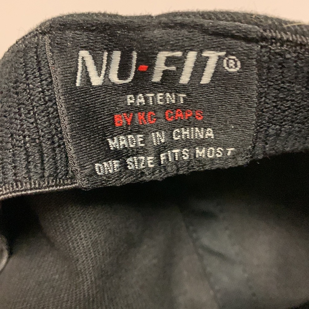 Baseball cap - Picture 2 of 2